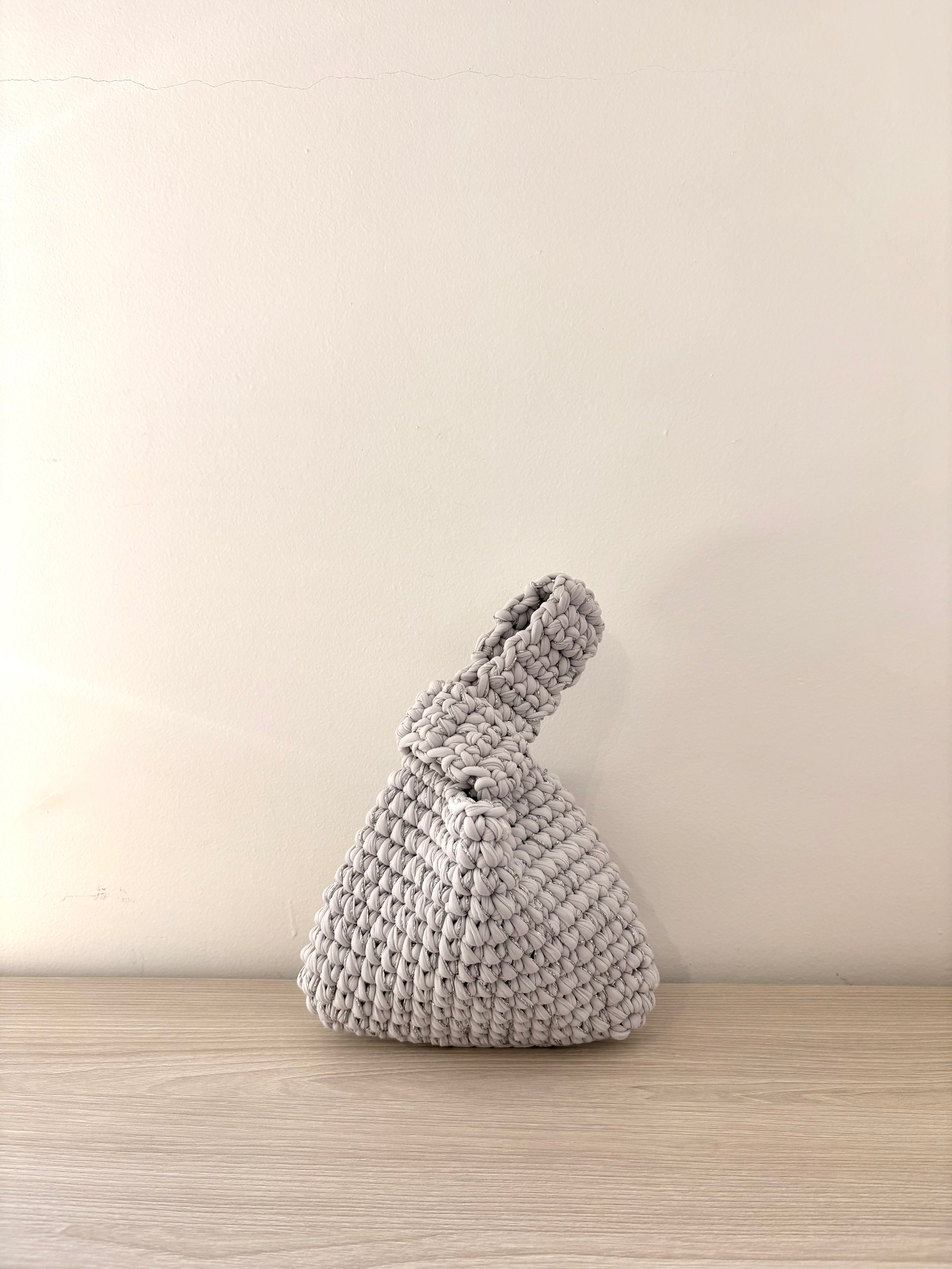 Bolso Fiji gris plata